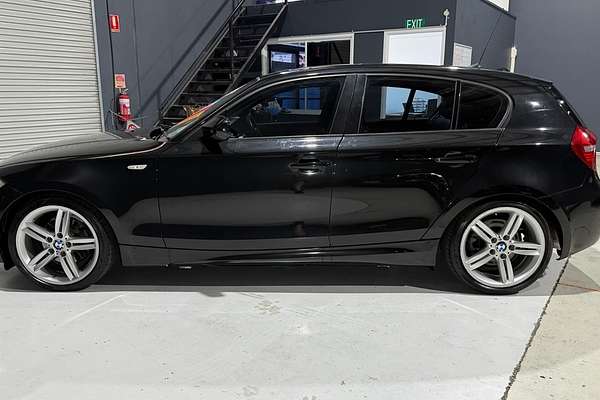 2010 BMW 120i E87 MY11