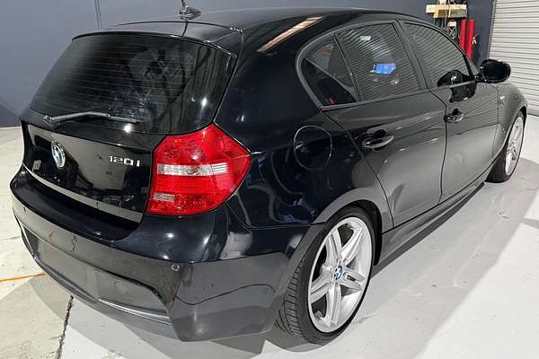 2010 BMW 120i E87 MY11