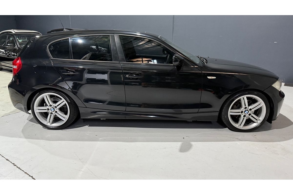 2010 BMW 120i E87 MY11