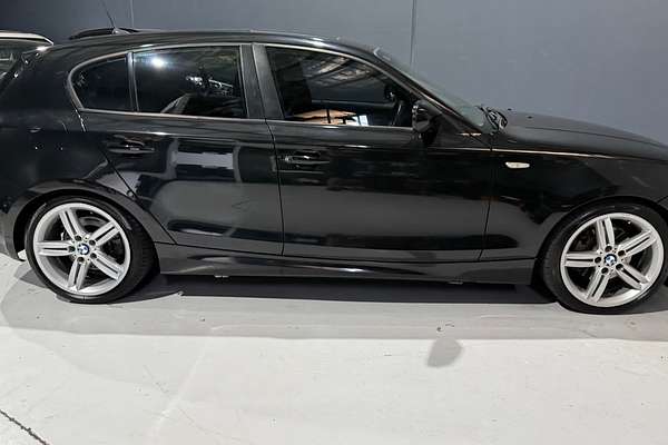 2010 BMW 120i E87 MY11