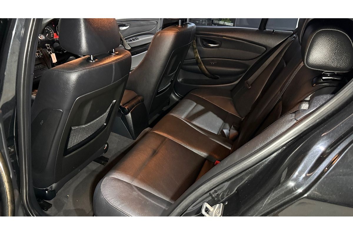 2010 BMW 120i E87 MY11