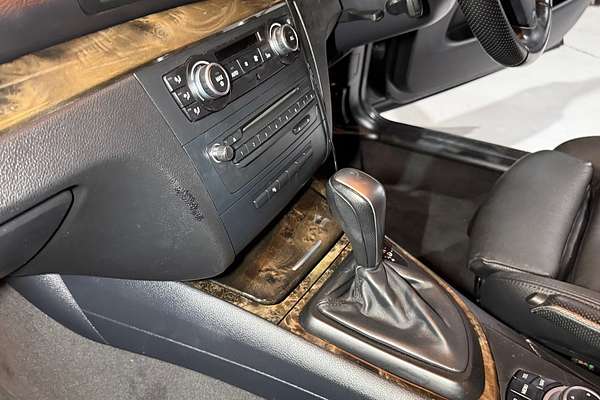 2010 BMW 120i E87 MY11