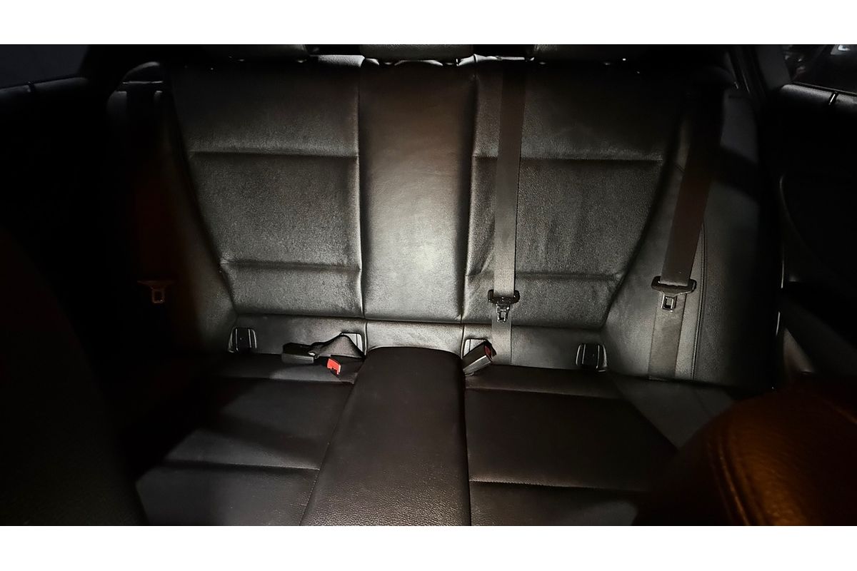 2010 BMW 120i E87 MY11