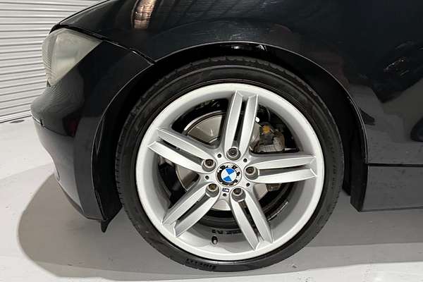 2010 BMW 120i E87 MY11