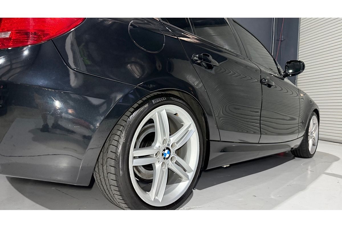 2010 BMW 120i E87 MY11