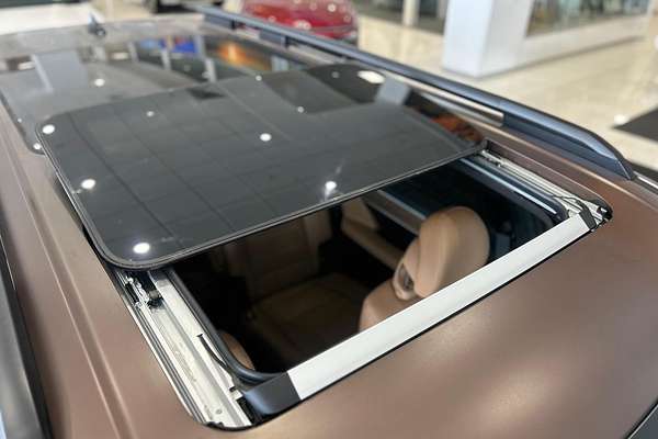 2025 Hyundai Santa Fe Hybrid Calligraphy MX5.V1