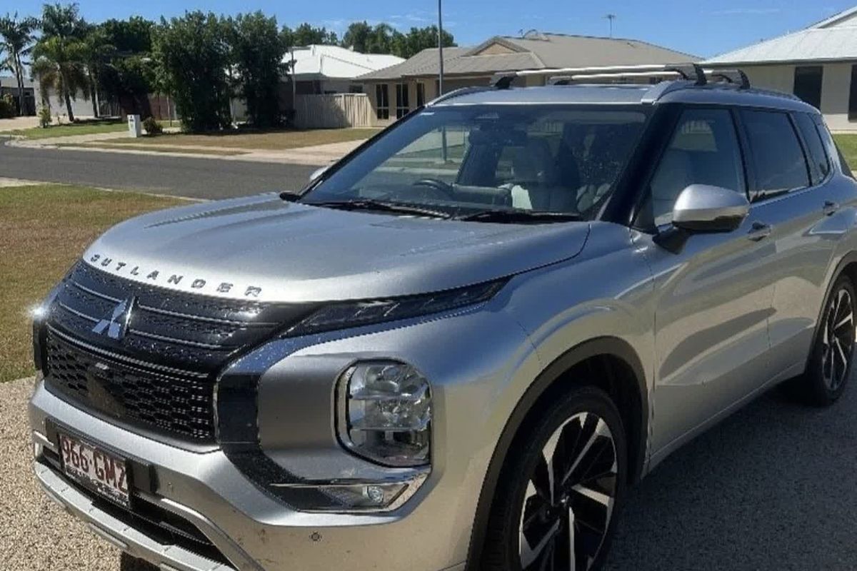 2022 Mitsubishi Outlander Exceed ZM