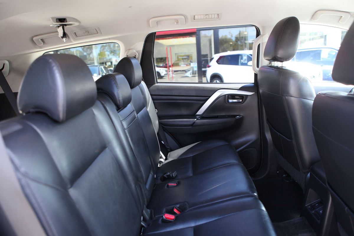 2022 Mitsubishi Pajero Sport GLS QF