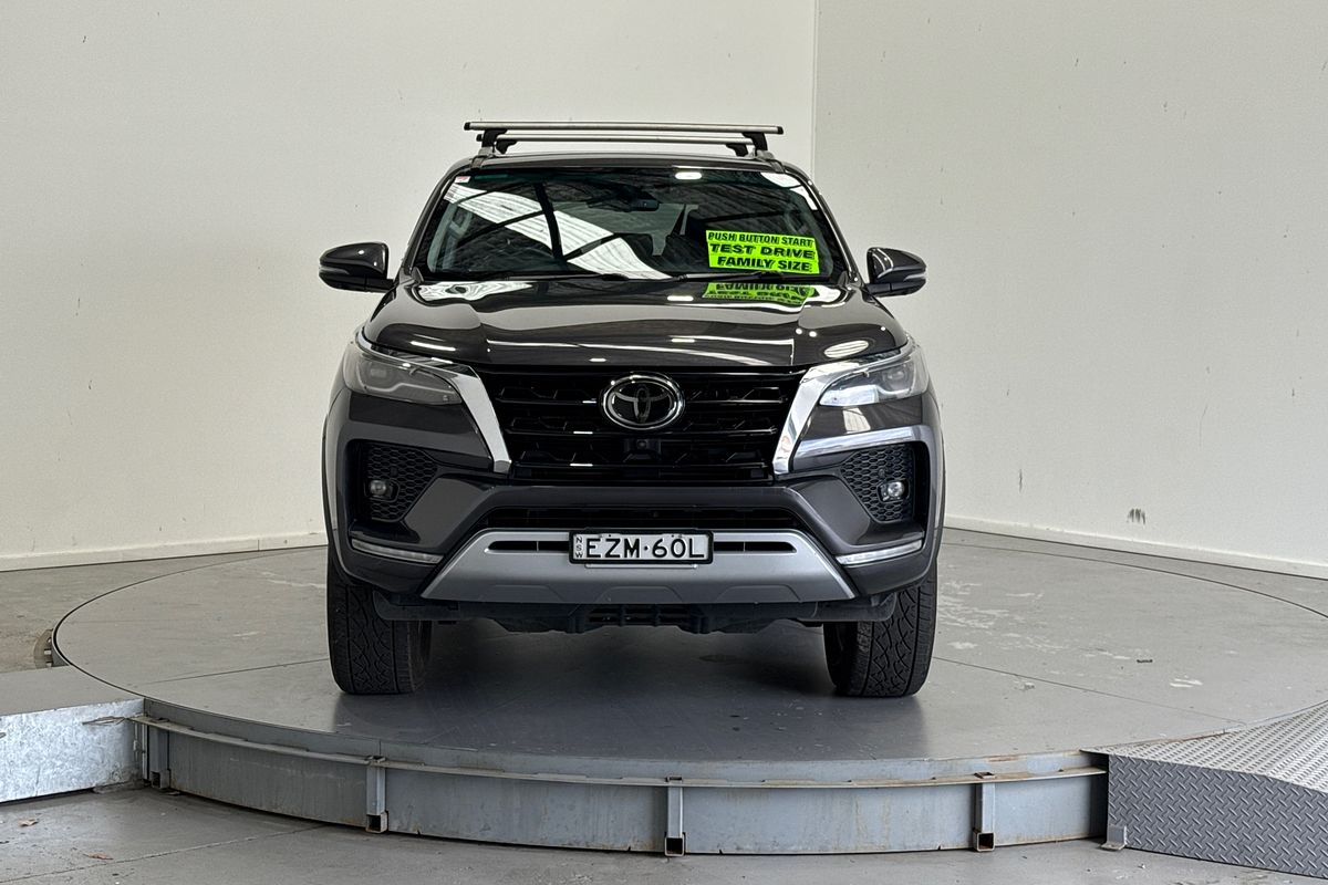 2023 Toyota Fortuner Crusade GUN156R