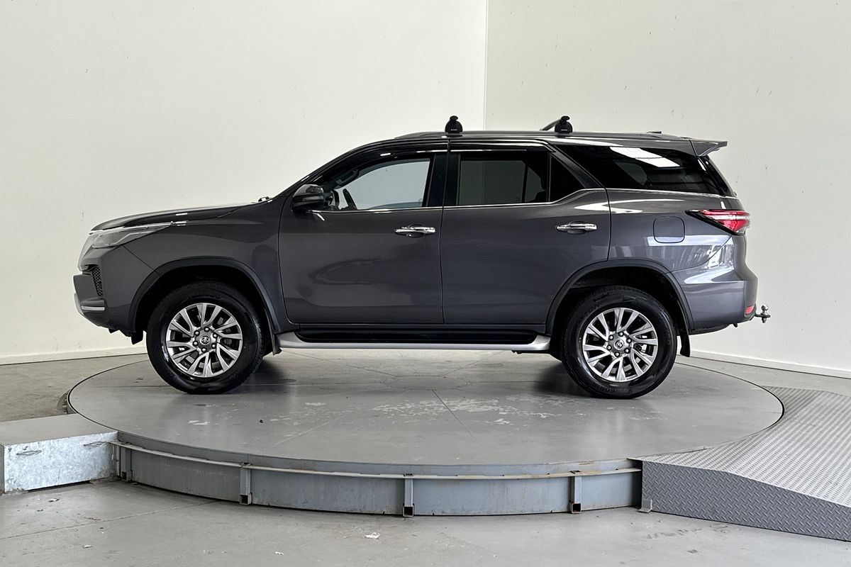 2023 Toyota Fortuner Crusade GUN156R