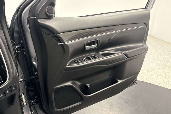 2021 Mitsubishi Outlander Black Edition ZL