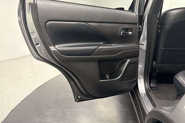 2021 Mitsubishi Outlander Black Edition ZL