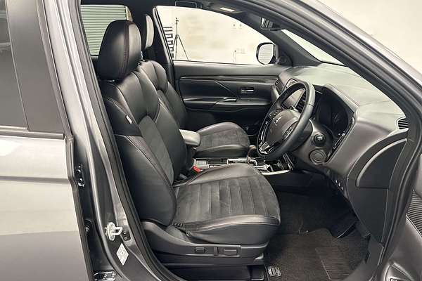 2021 Mitsubishi Outlander Black Edition ZL