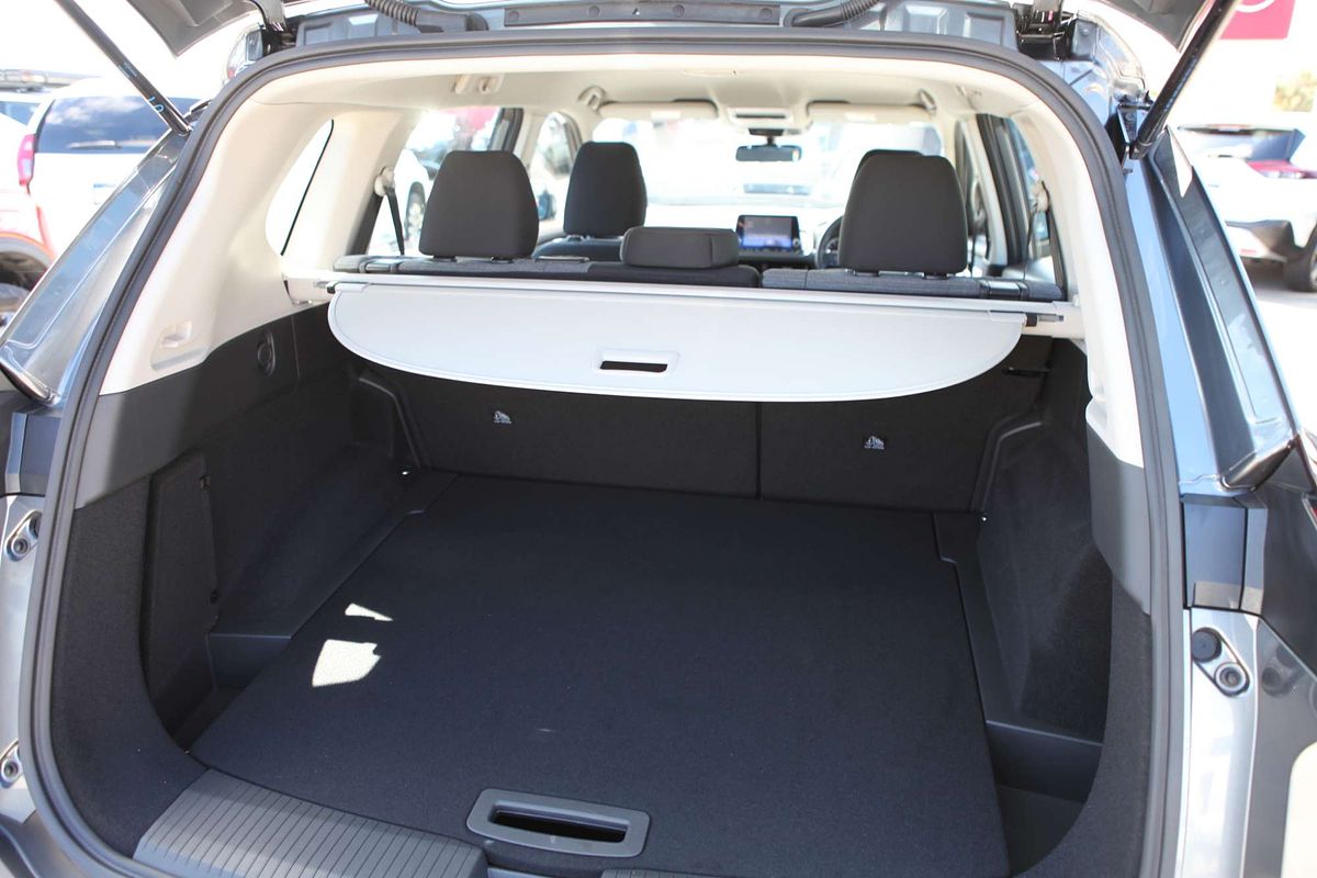 2024 Nissan X-TRAIL ST T33