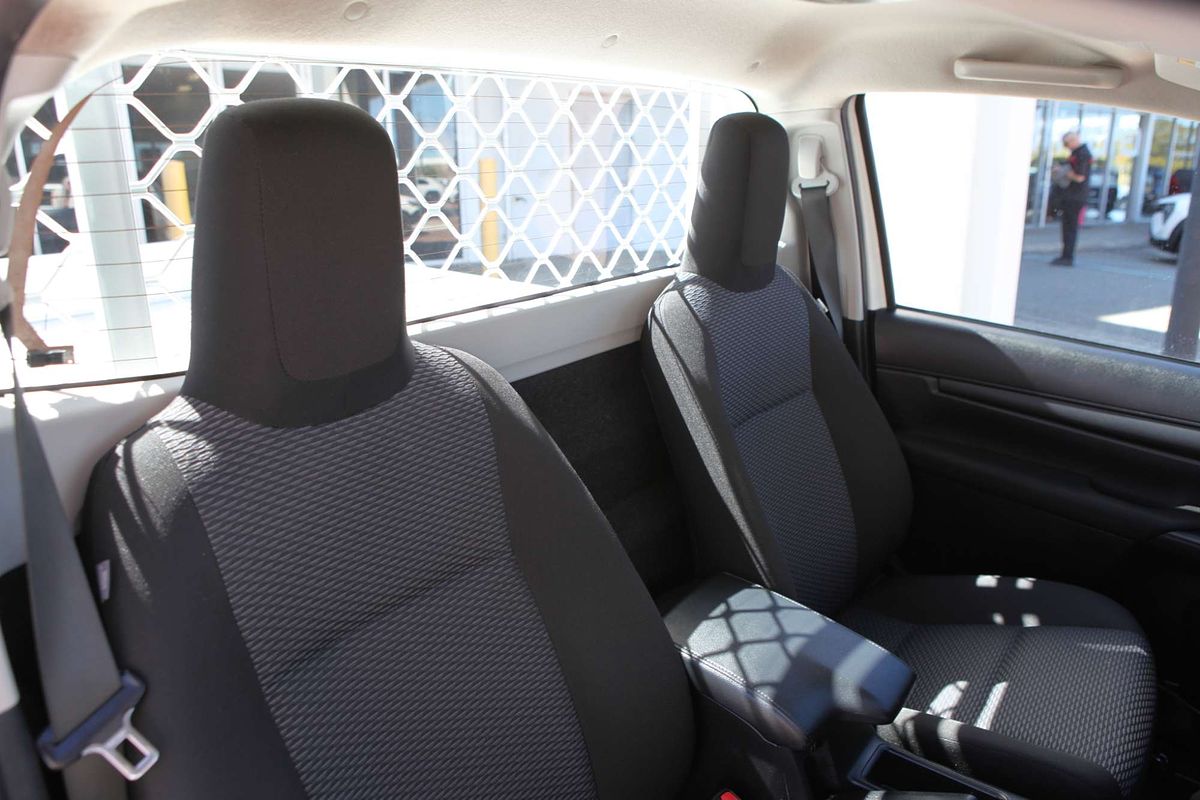 2018 Toyota Hilux Workmate TGN121R Rear Wheel Drive