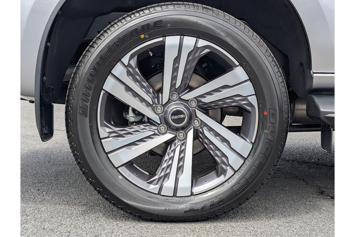 2025 Isuzu MU-X LS-T