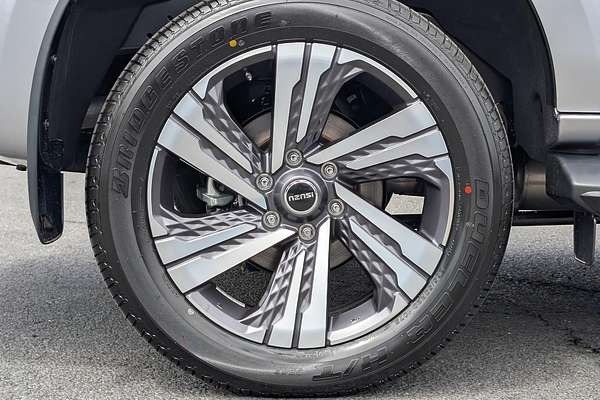 2025 Isuzu MU-X LS-T