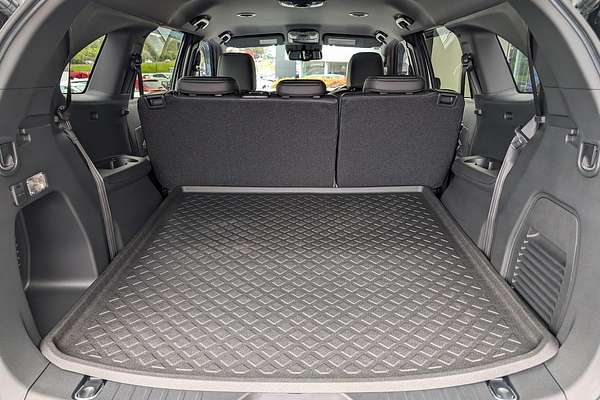 2025 Isuzu MU-X LS-T