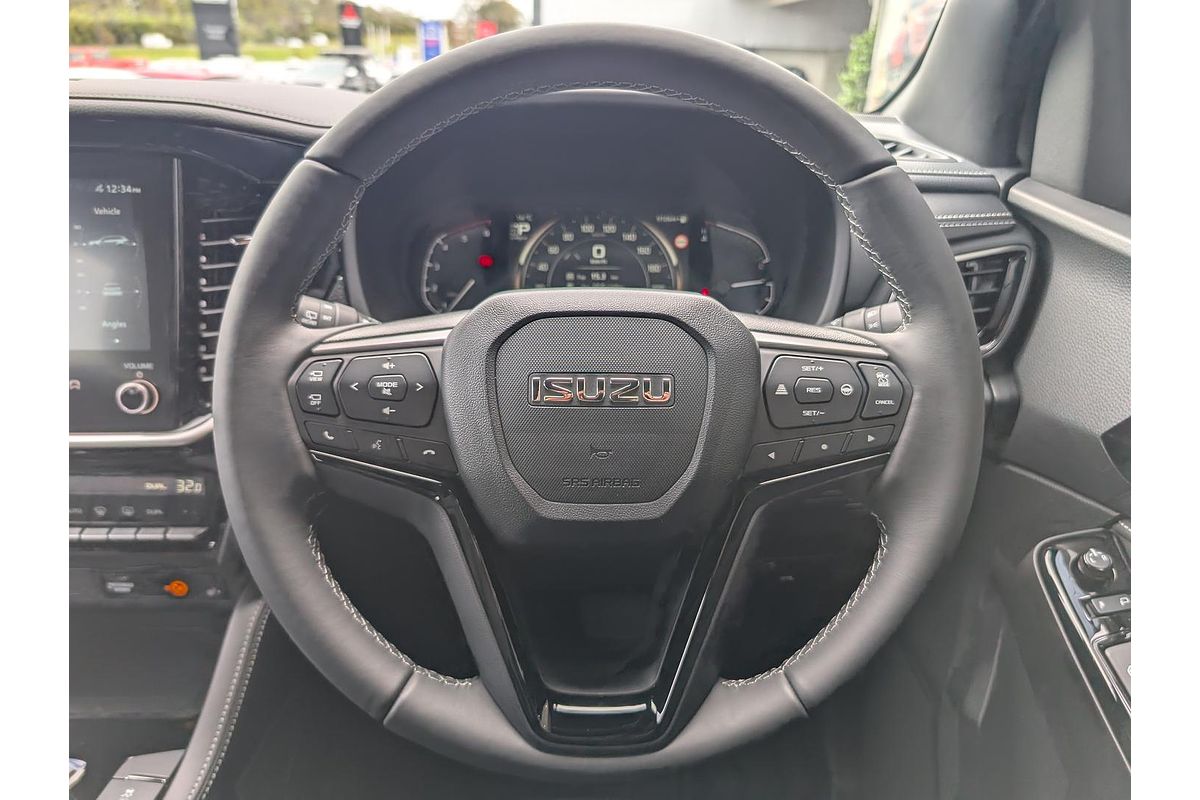 2025 Isuzu MU-X LS-T