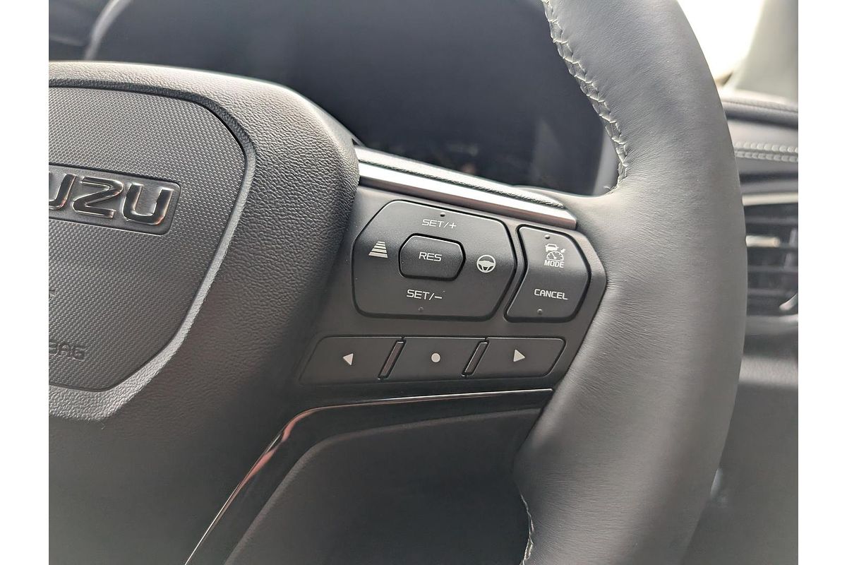 2025 Isuzu MU-X LS-T