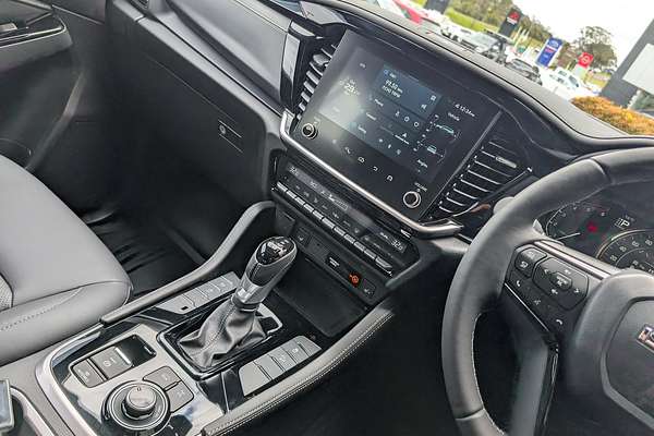 2025 Isuzu MU-X LS-T