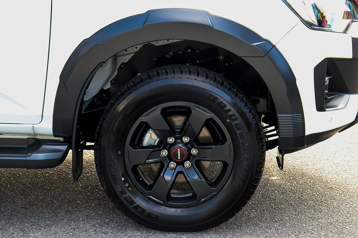 2025 Isuzu D-MAX X-TERRAIN 4X4