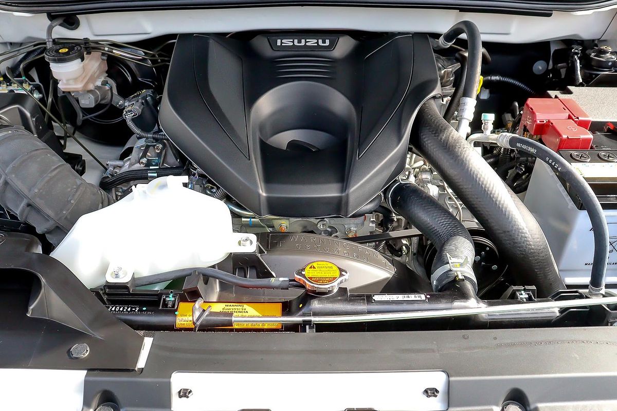 2025 Isuzu D-MAX X-TERRAIN 4X4