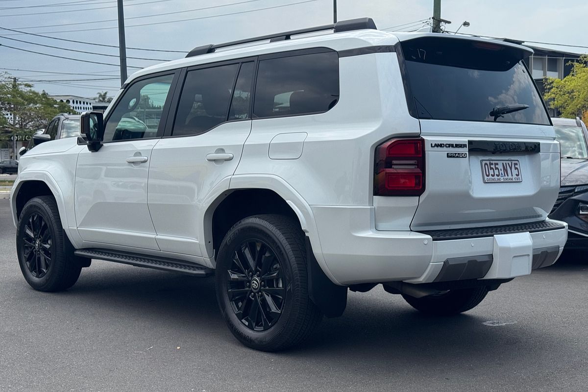 2025 Toyota Landcruiser Prado VX GDJ251R