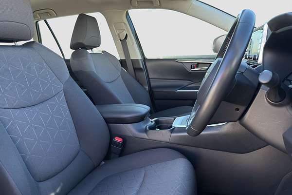 2021 Toyota RAV4 GXL AXAH54R