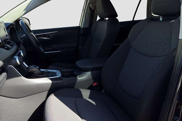 2021 Toyota RAV4 GXL AXAH54R