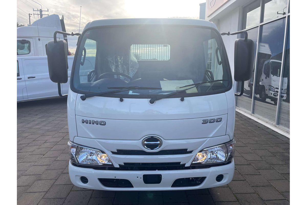 2025 Hino 300 Series 616