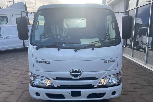 2025 Hino 300 Series 616