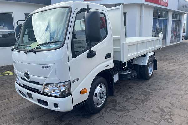 2025 Hino 300 Series 616