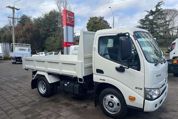 2025 Hino 300 Series 616