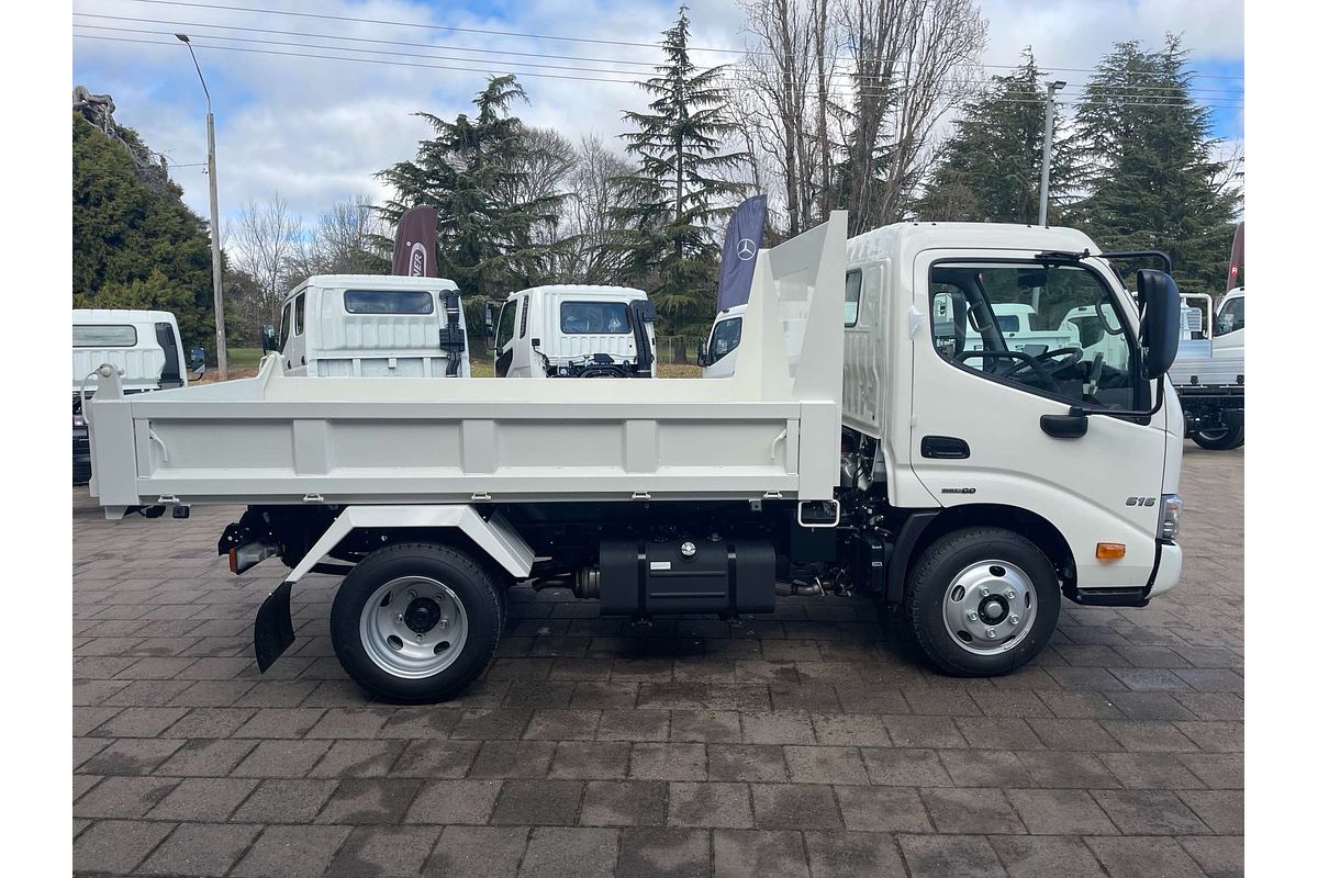 2025 Hino 300 Series 616