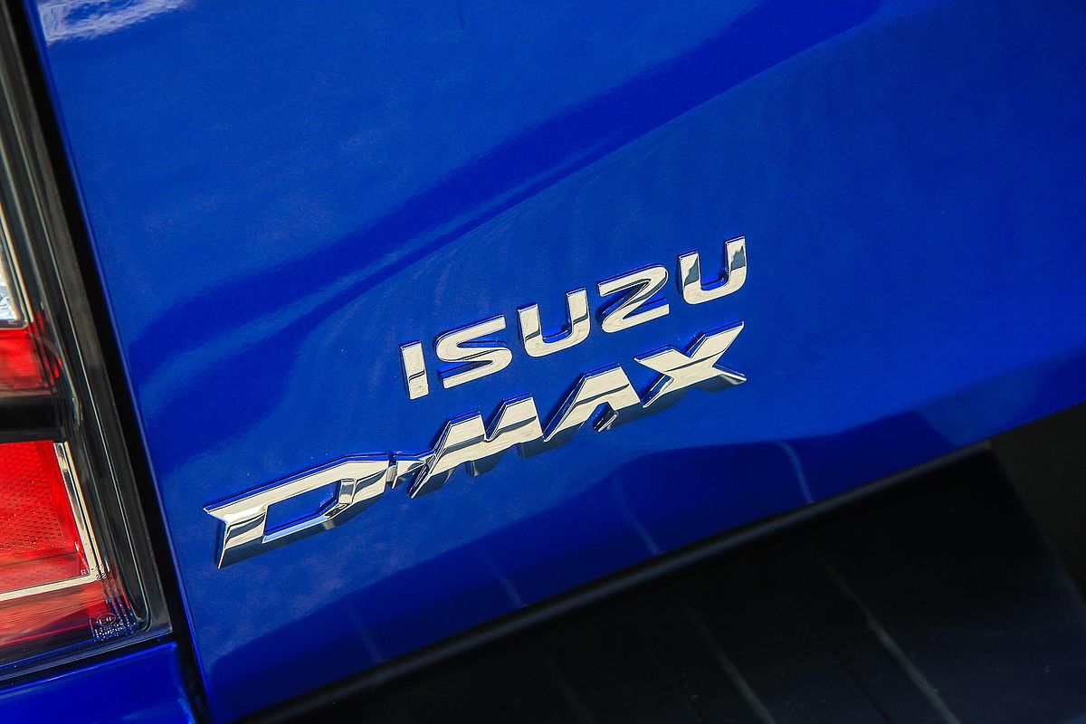 2025 Isuzu D-MAX X-TERRAIN 4X4