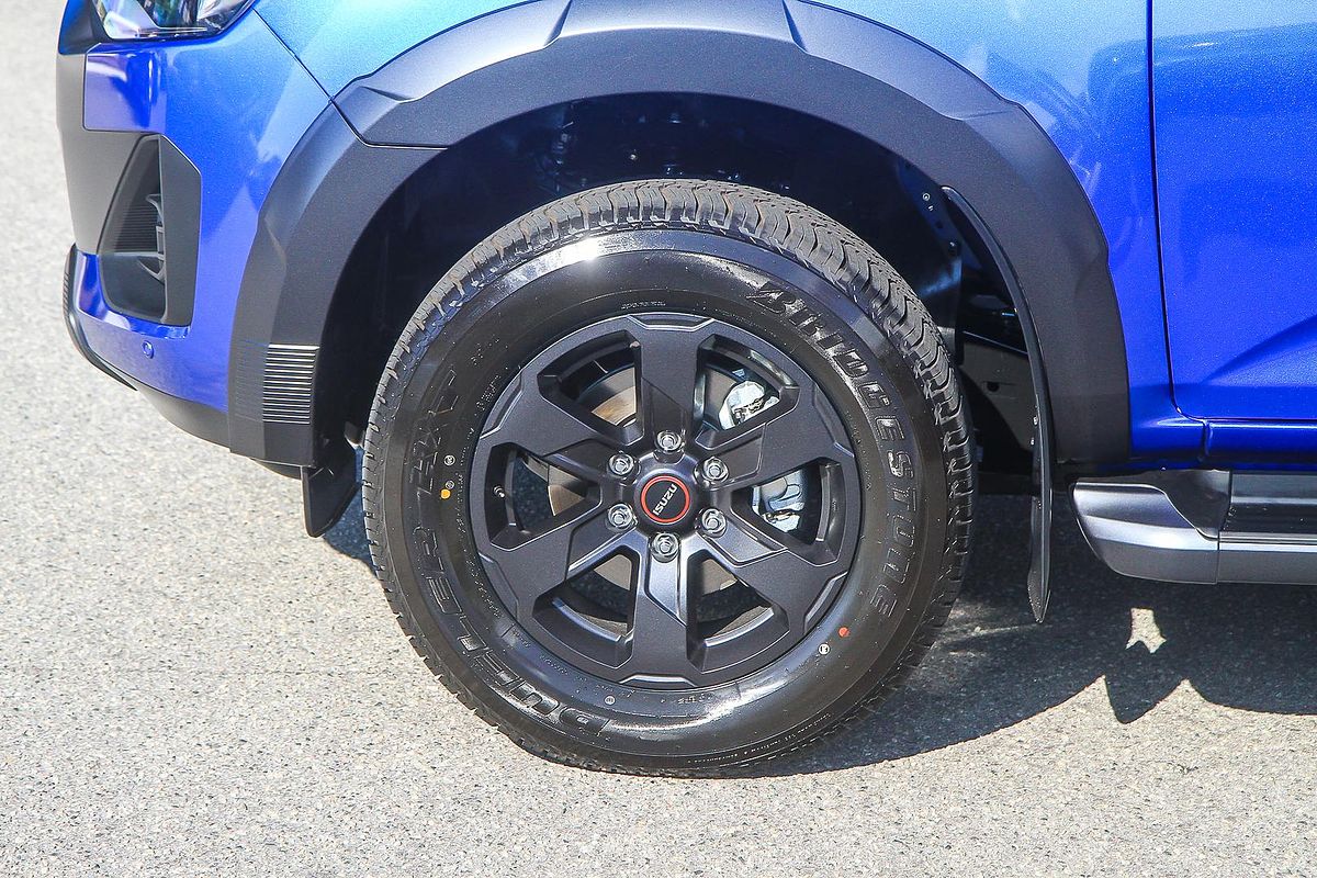 2025 Isuzu D-MAX X-TERRAIN 4X4