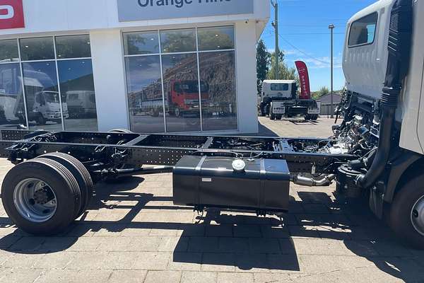 2025 Hino 300 Series 921 4400 WIDE XJC740R MY20 REAR WHEEL DRIVE