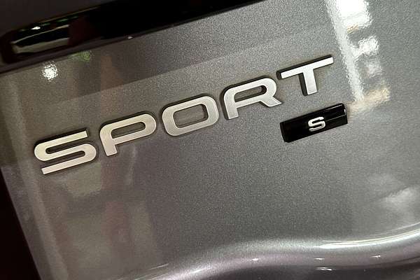 2019 Land Rover Discovery Sport D150 S L550