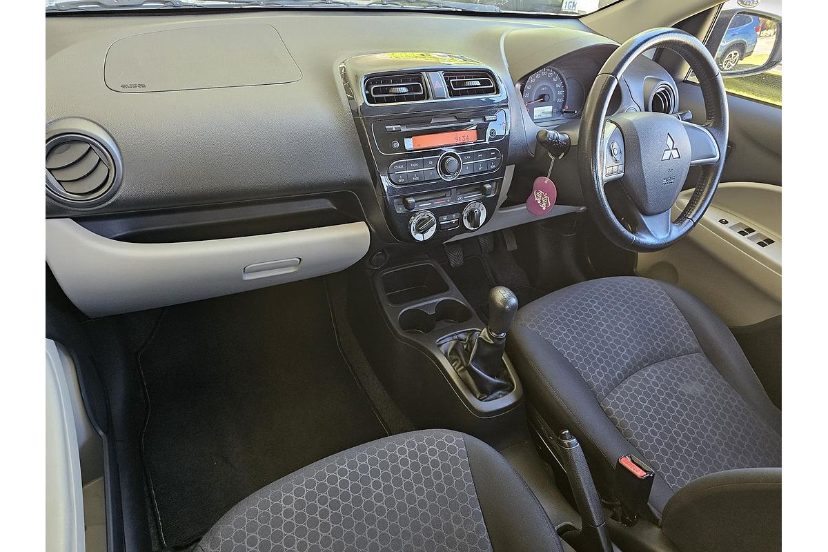 2013 Mitsubishi Mirage ES LA