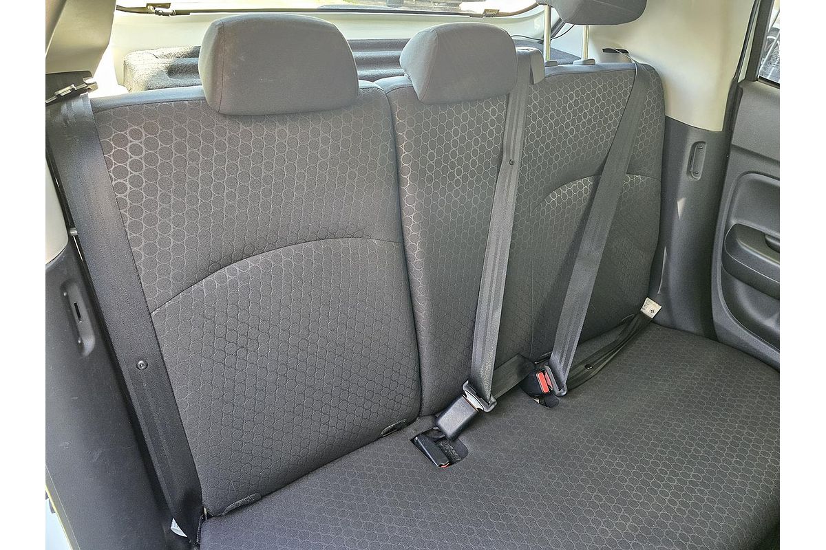 2013 Mitsubishi Mirage ES LA