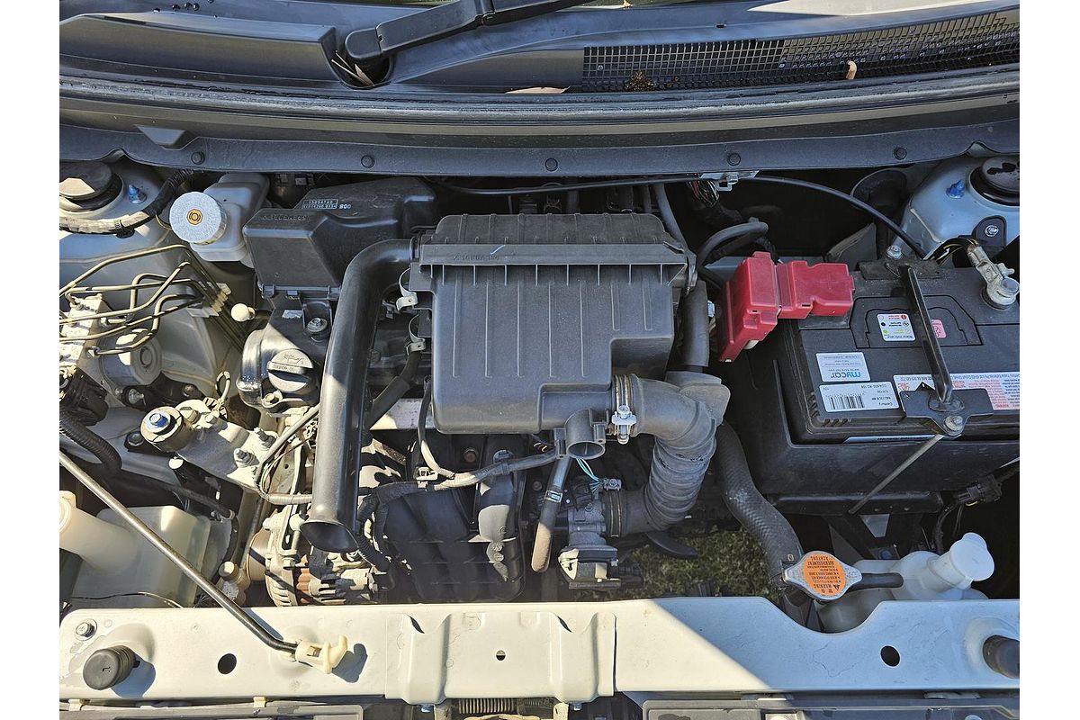 2013 Mitsubishi Mirage ES LA