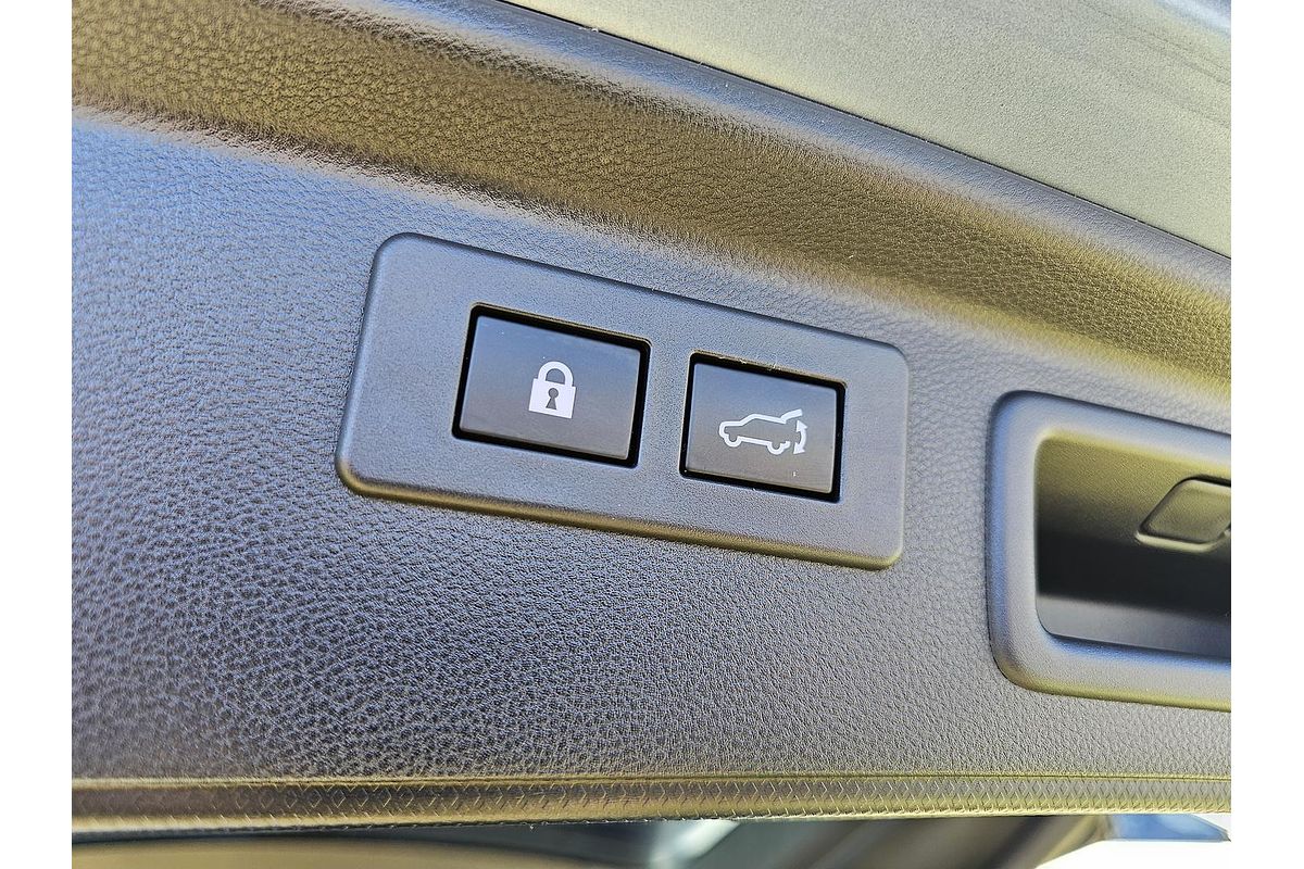 2022 Subaru Forester 2.5i-S S5