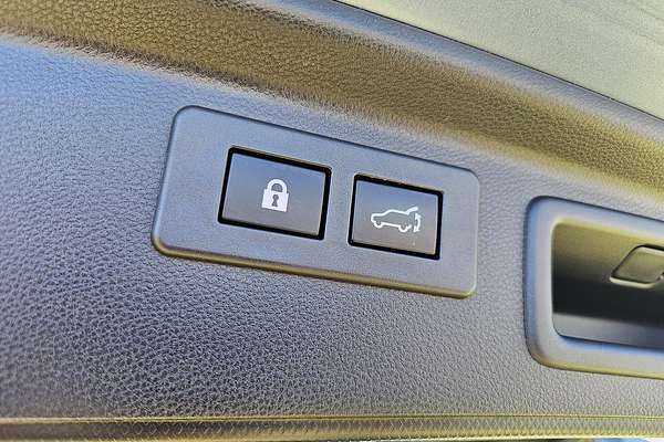 2022 Subaru Forester 2.5i-S S5