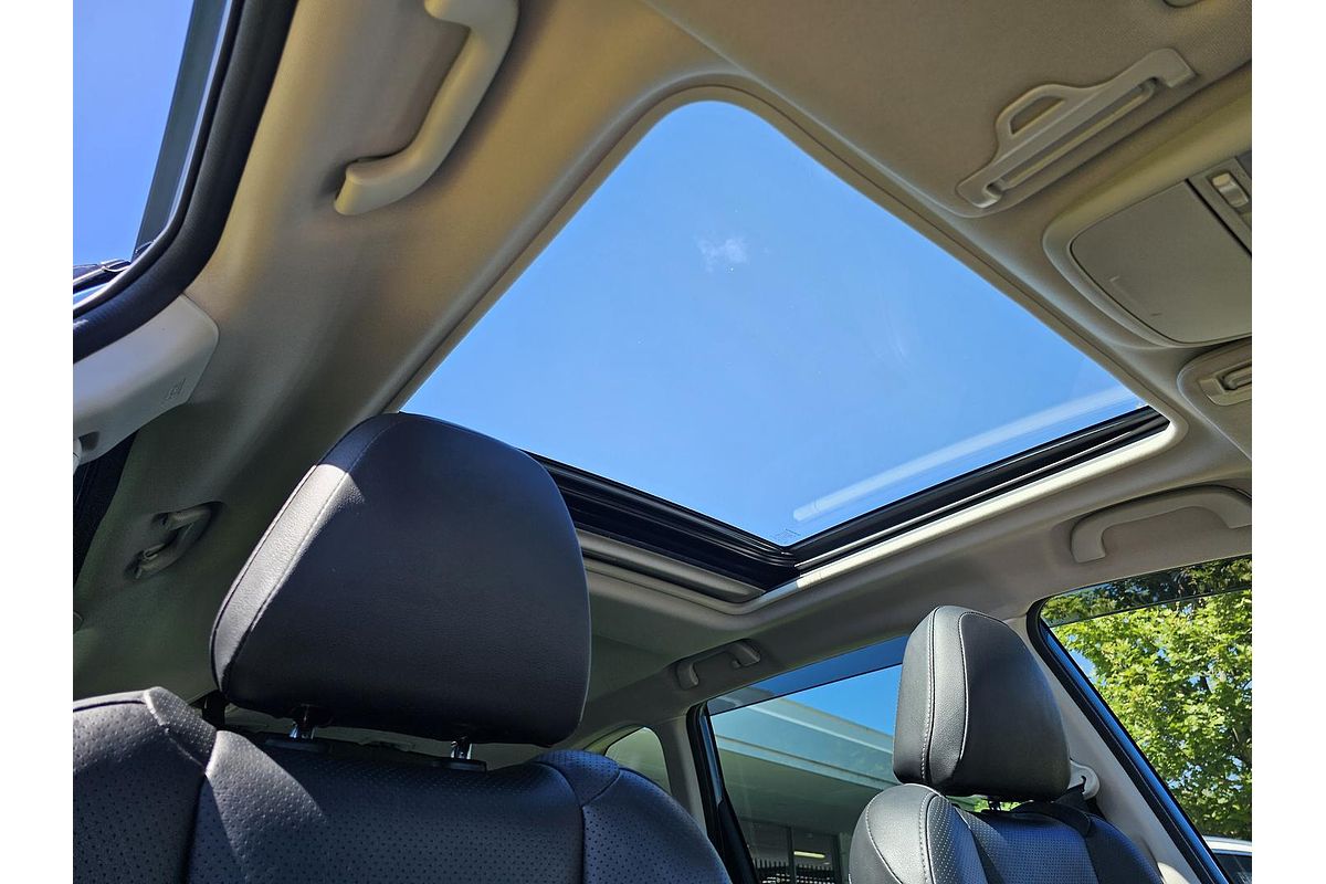 2022 Subaru Forester 2.5i-S S5