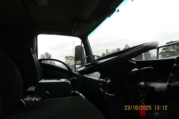 2012 Isuzu FTR 900 LONG FH MY11 4x2