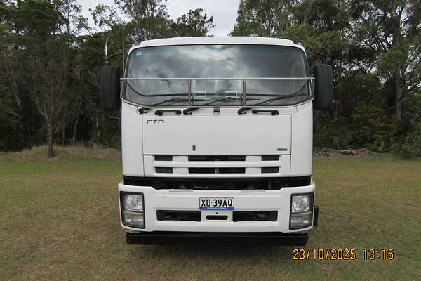 2012 Isuzu FTR 900 LONG FH MY11 4x2