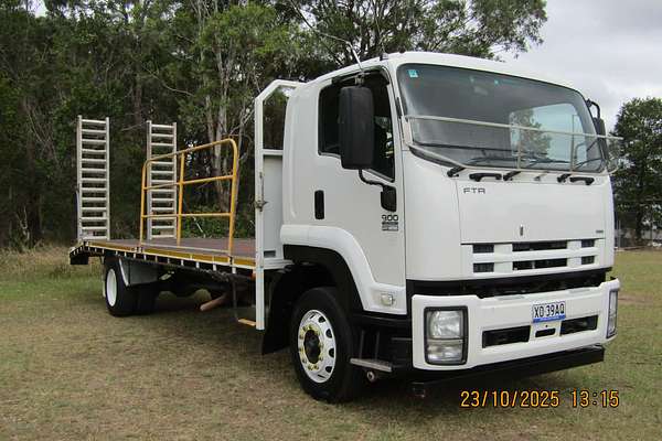 2012 Isuzu FTR 900 LONG FH MY11 4x2