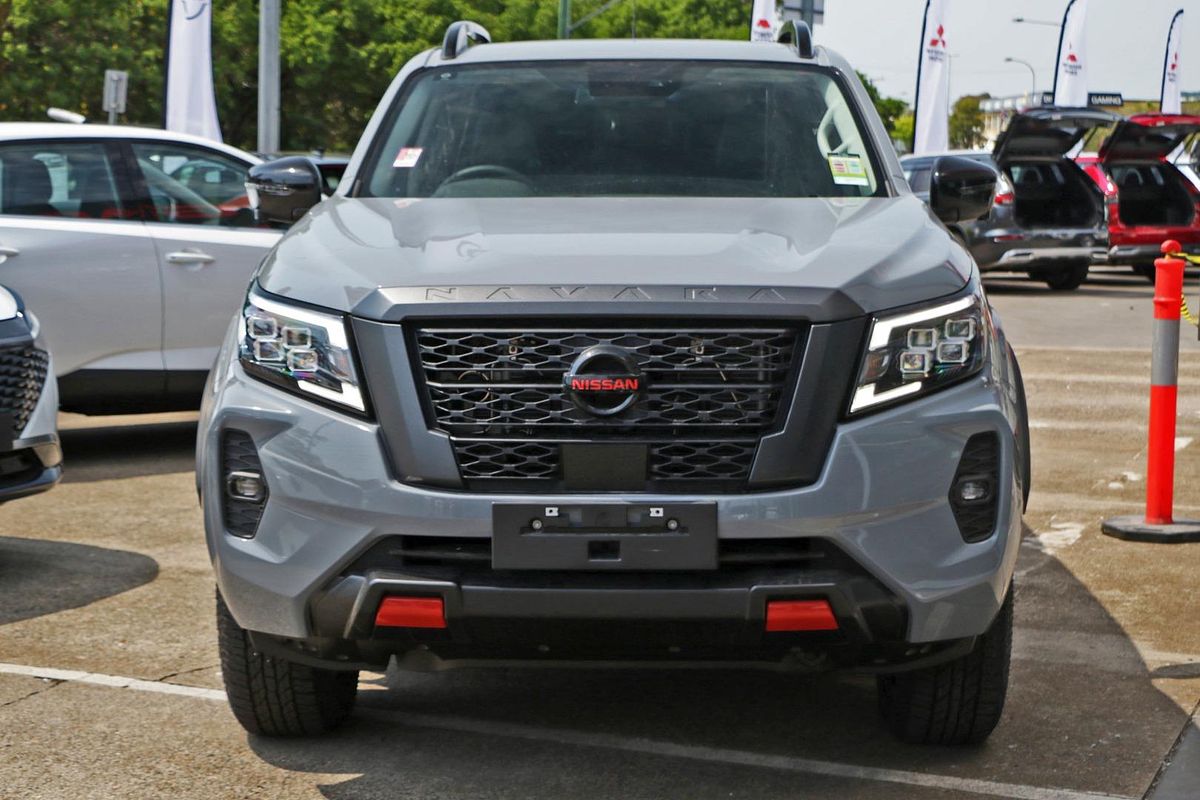2025 Nissan Navara PRO-4X D23 4X4