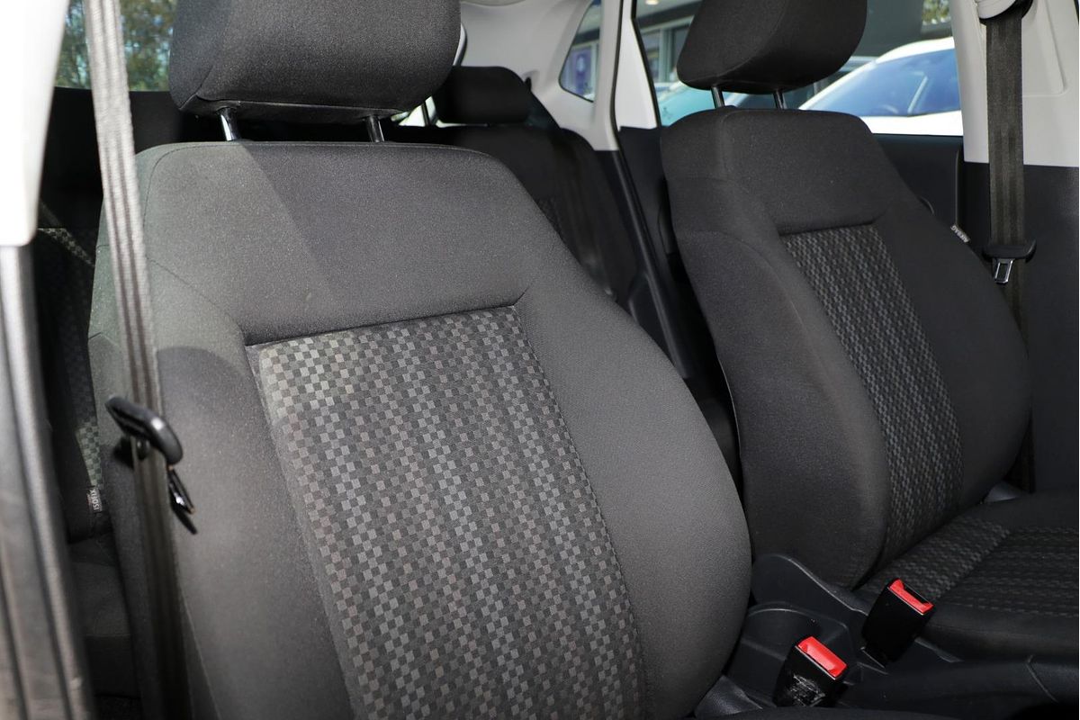 2016 Volkswagen Polo 66TSI Trendline 6R